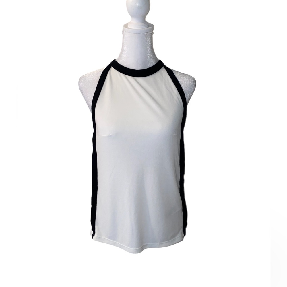 Topshop Women's Sleeveless Black and White Size 4